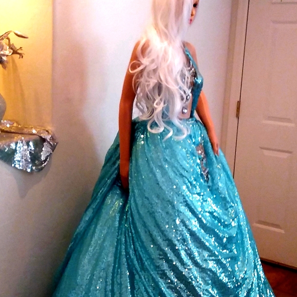 "WYNTER" Ocean Blue Sequin Wedding Ballgown Set - Picture 15 of 15